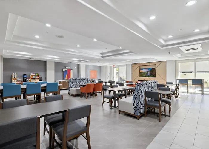 Holiday Inn Express Hotel & Suites Vacaville By Ihg